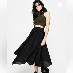 Disturbia Blythe Handkerchief Hem Goth Midaxi Skirt Size 4. NWT